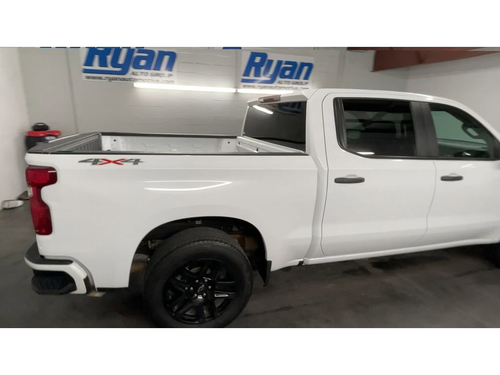 Used 2023 Chevrolet Silverado 1500 Custom image 9