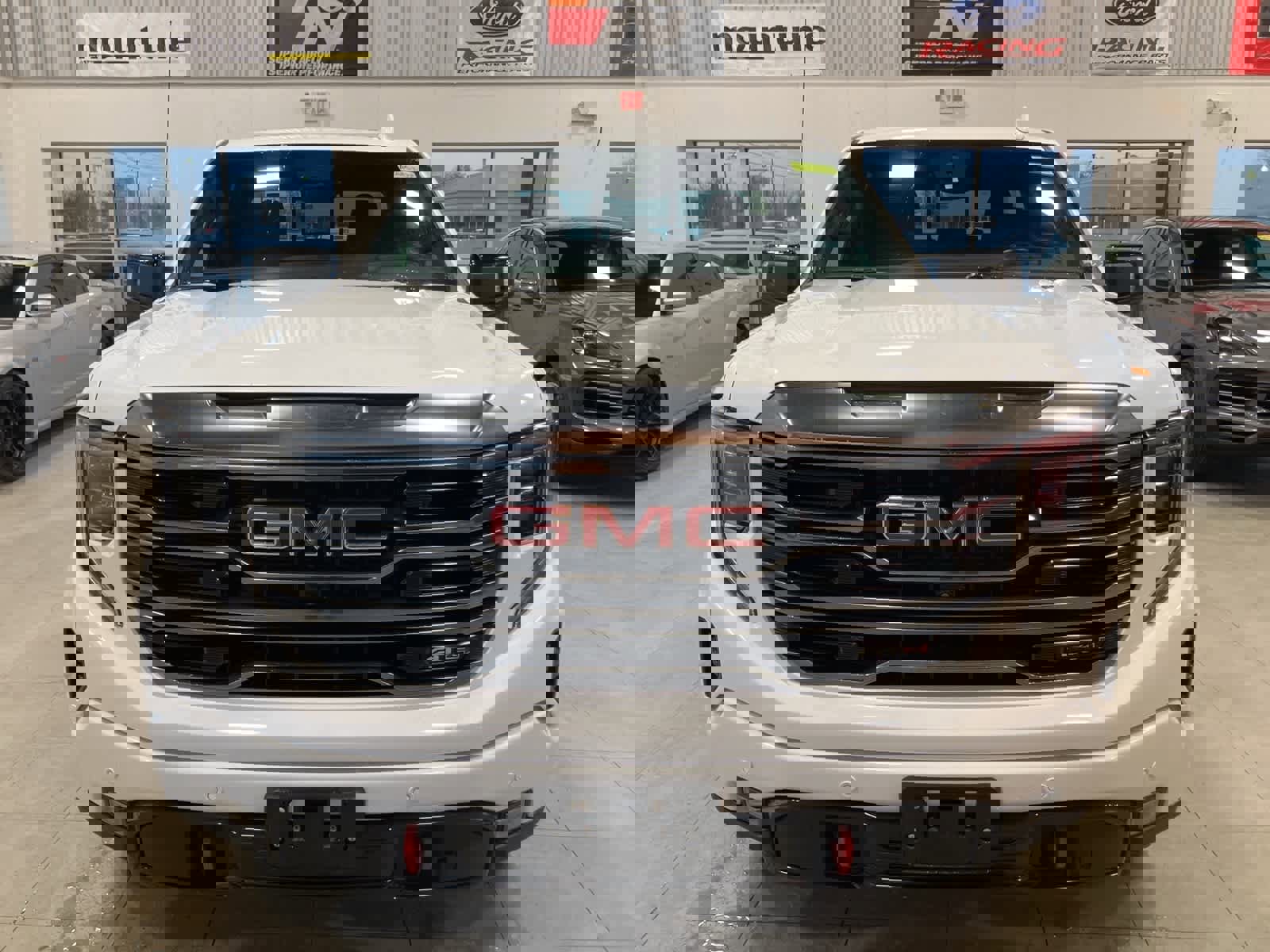 Used 2022 GMC Sierra 1500 AT4 w/ AT4 Premium Package image 2