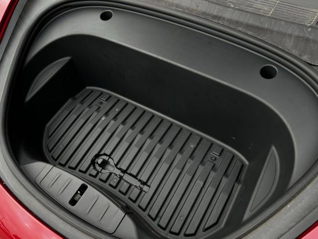 Used 2021 Tesla Model 3 Standard Range image 34