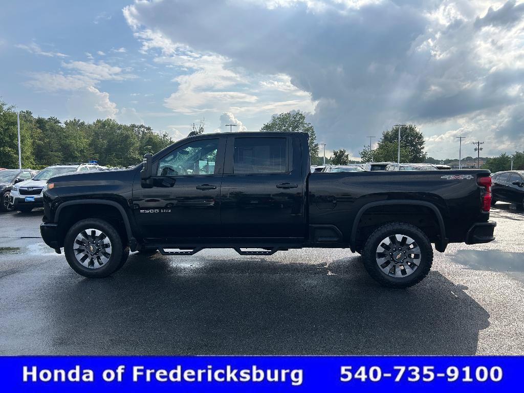 Used 2024 Chevrolet Silverado 2500 Custom w/ Custom Convenience Package AWD/4WD image 2