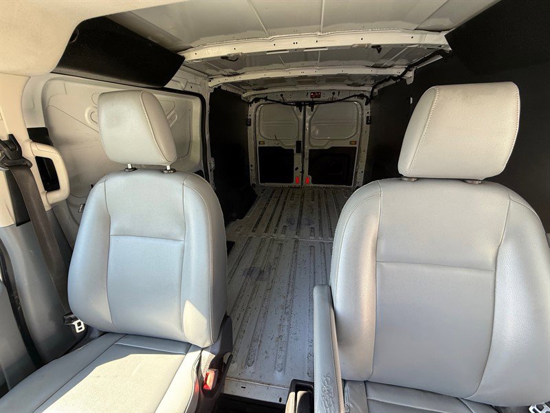 Used 2018 Ford Transit 150 130 Low Roof RWD image 23