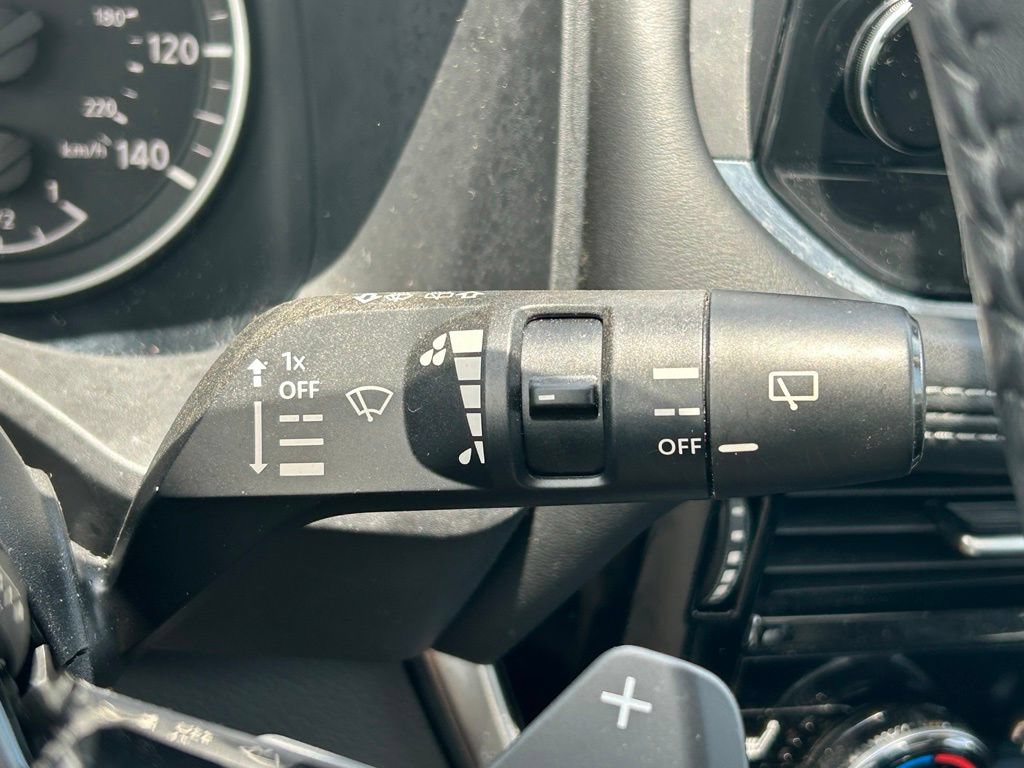 Used 2023 Nissan Rogue SL w/ SL Premium Package FWD image 30