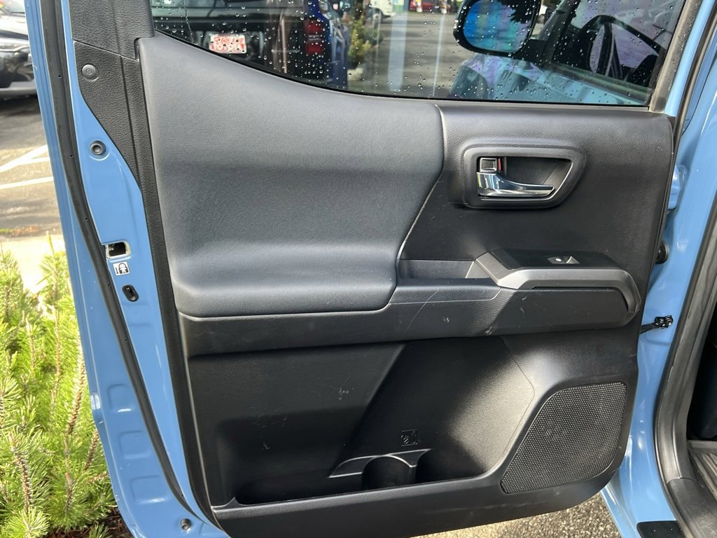 Used 2019 Toyota Tacoma TRD Off-Road image 25