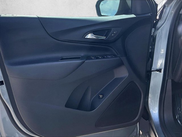 Certified 2024 Chevrolet Equinox LT FWD image 17