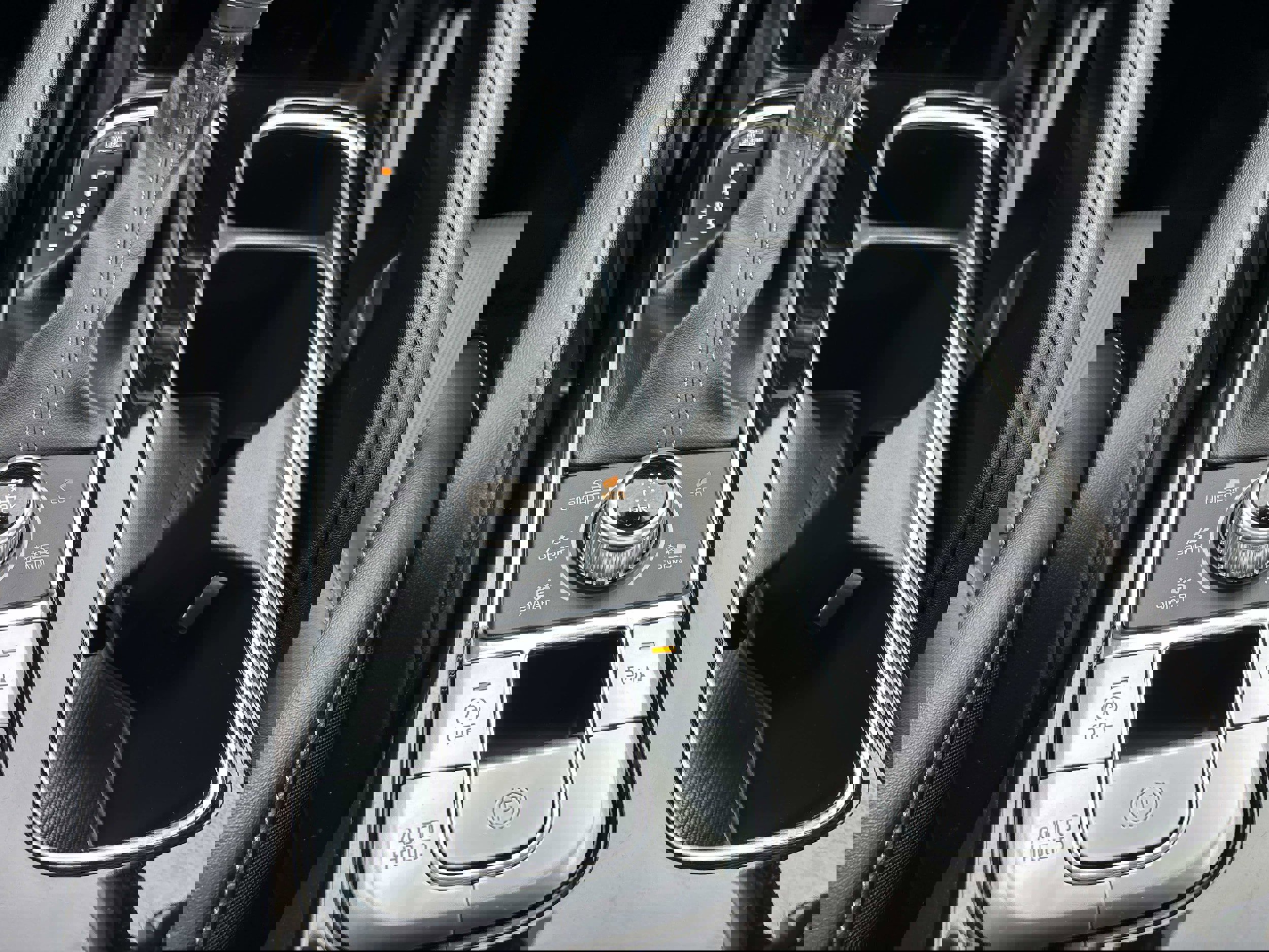 Used 2024 Kia Telluride S w/ S Sunroof Package image 28