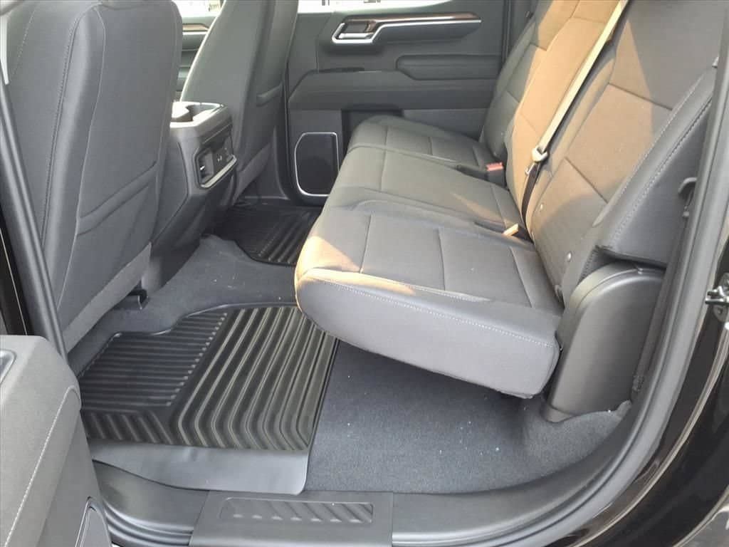 New 2026 Chevrolet Silverado 1500 LT w/ Texas Edition Plus RWD image 17