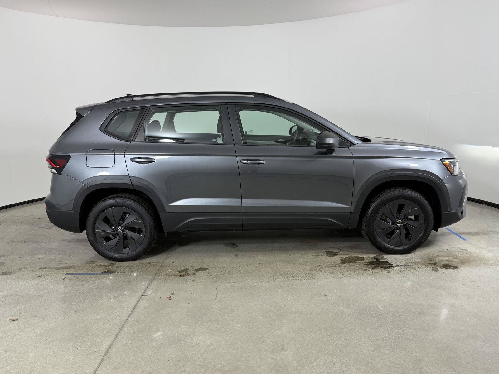 New 2027 Volkswagen Taos S FWD image 4