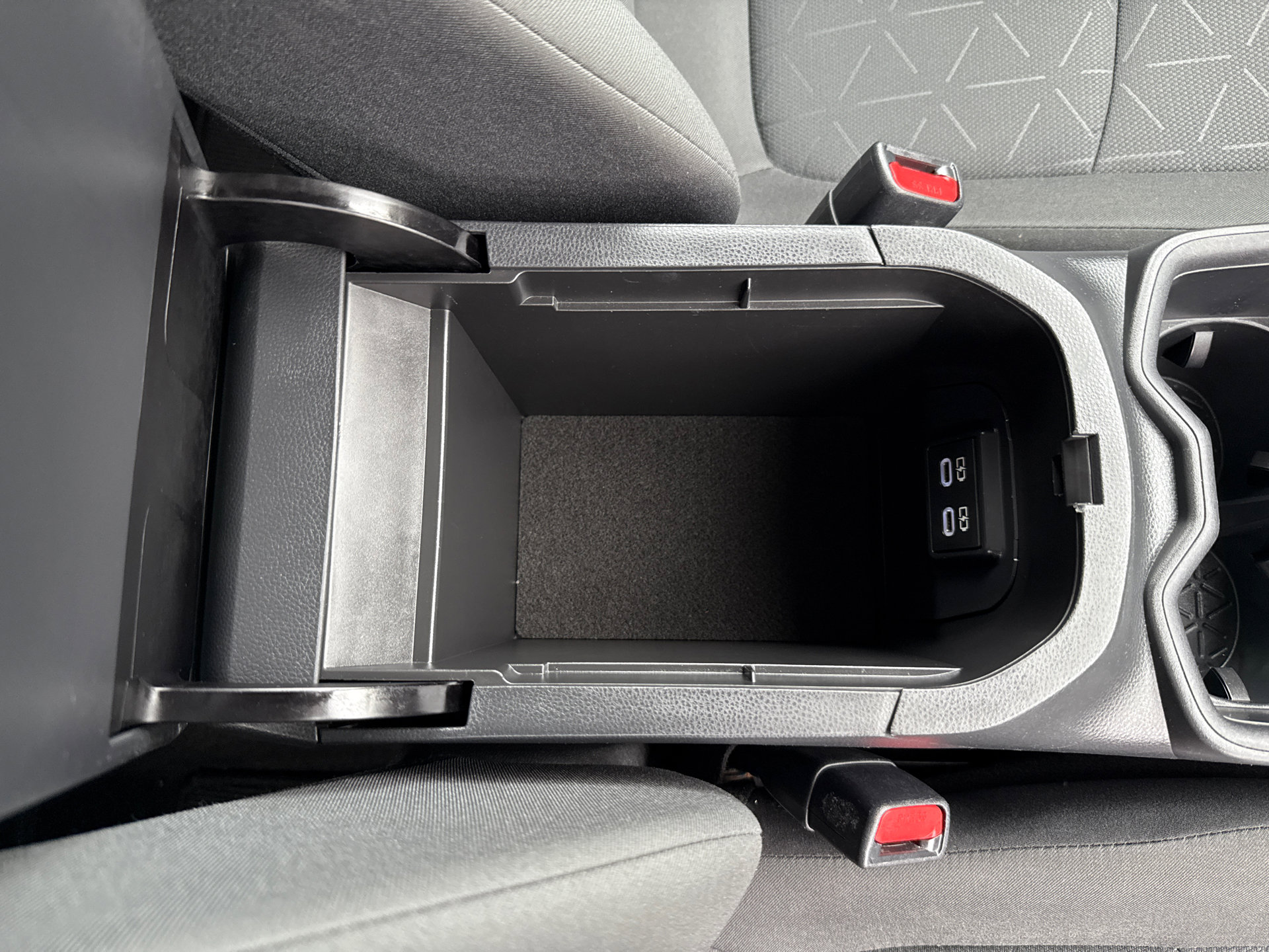 Certified 2024 Toyota RAV4 XLE FWD image 15