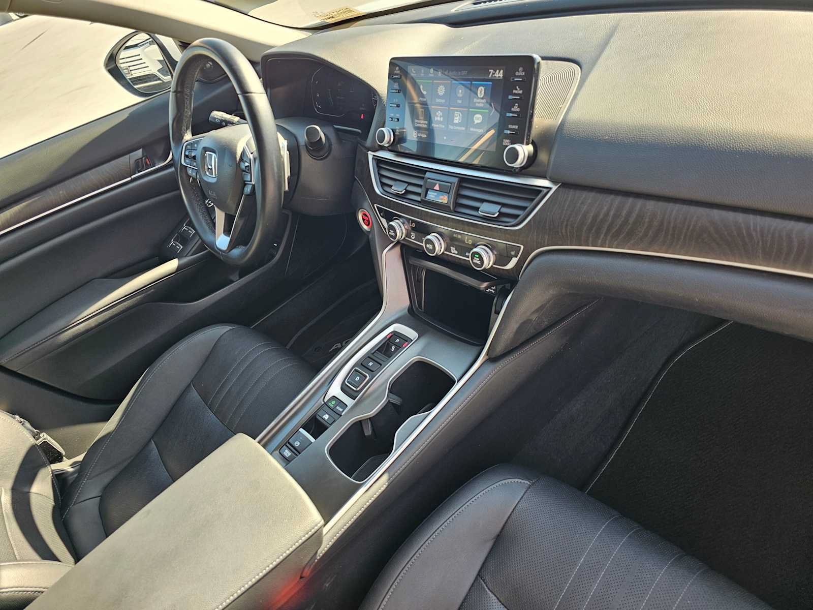 Used 2020 Honda Accord EX-L image 11