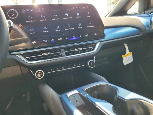 New 2026 Chevrolet Equinox EV LT image 22