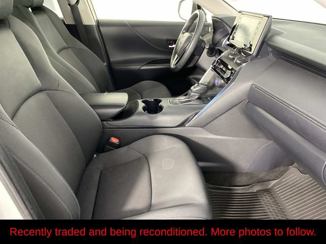 Used 2021 Toyota Venza LE AWD/4WD image 10