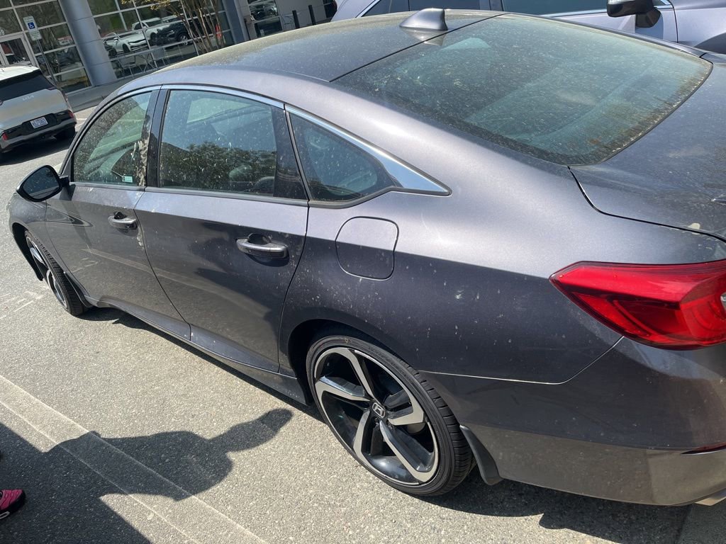 Used 2019 Honda Accord Sport image 2