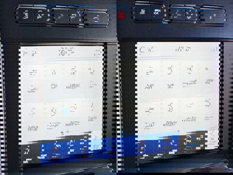 Used 2021 Ford F250 Lariat w/ Chrome Package image 25