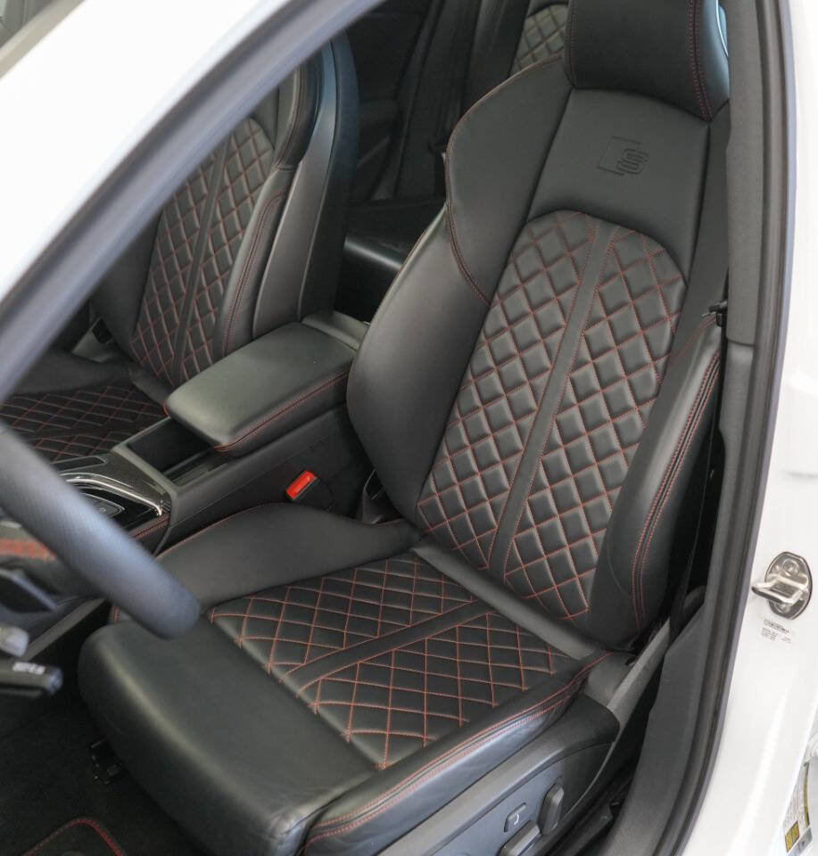 Used 2023 Audi S4 Premium Plus w/ Premium Plus Package image 45