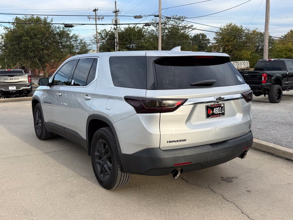 Used 2018 Chevrolet Traverse LS FWD image 8