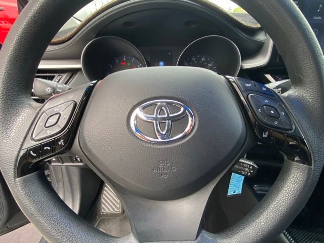 Used 2021 Toyota C-HR LE image 17