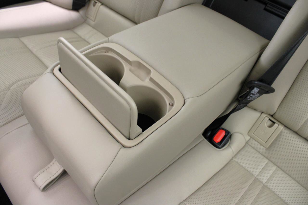 Used 2019 Lexus ES 350 w/ Accessory Package 2 image 40