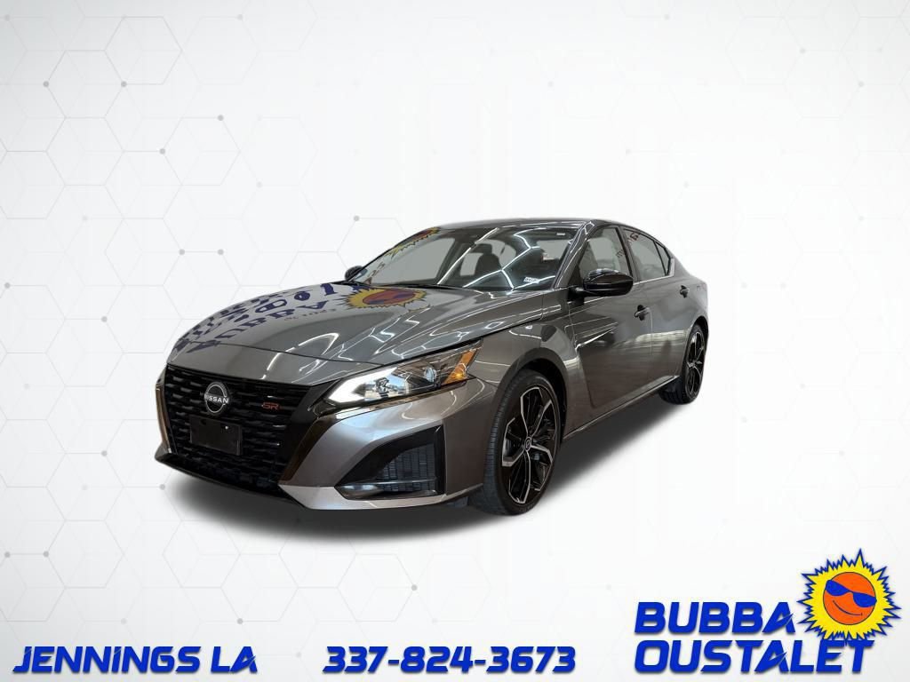 Used 2023 Nissan Altima 2.5 SR