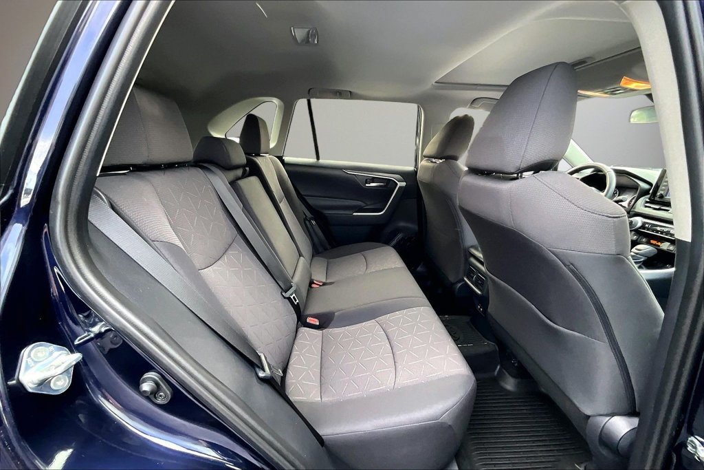 Used 2019 Toyota RAV4 XLE AWD/4WD image 26