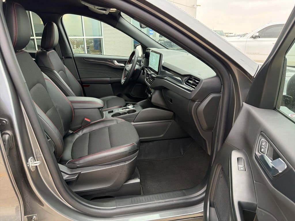 Used 2026 Ford Escape ST-Line w/ Tech Pack #1 image 27