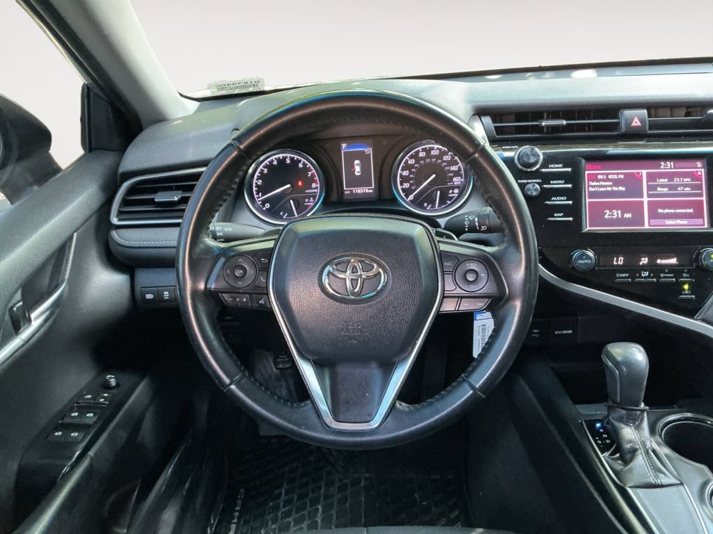 Used 2019 Toyota Camry SE FWD image 11