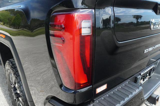 Used 2024 GMC Sierra 2500 Denali Ultimate image 39
