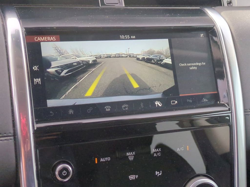 Used 2020 Land Rover Discovery Sport image 19