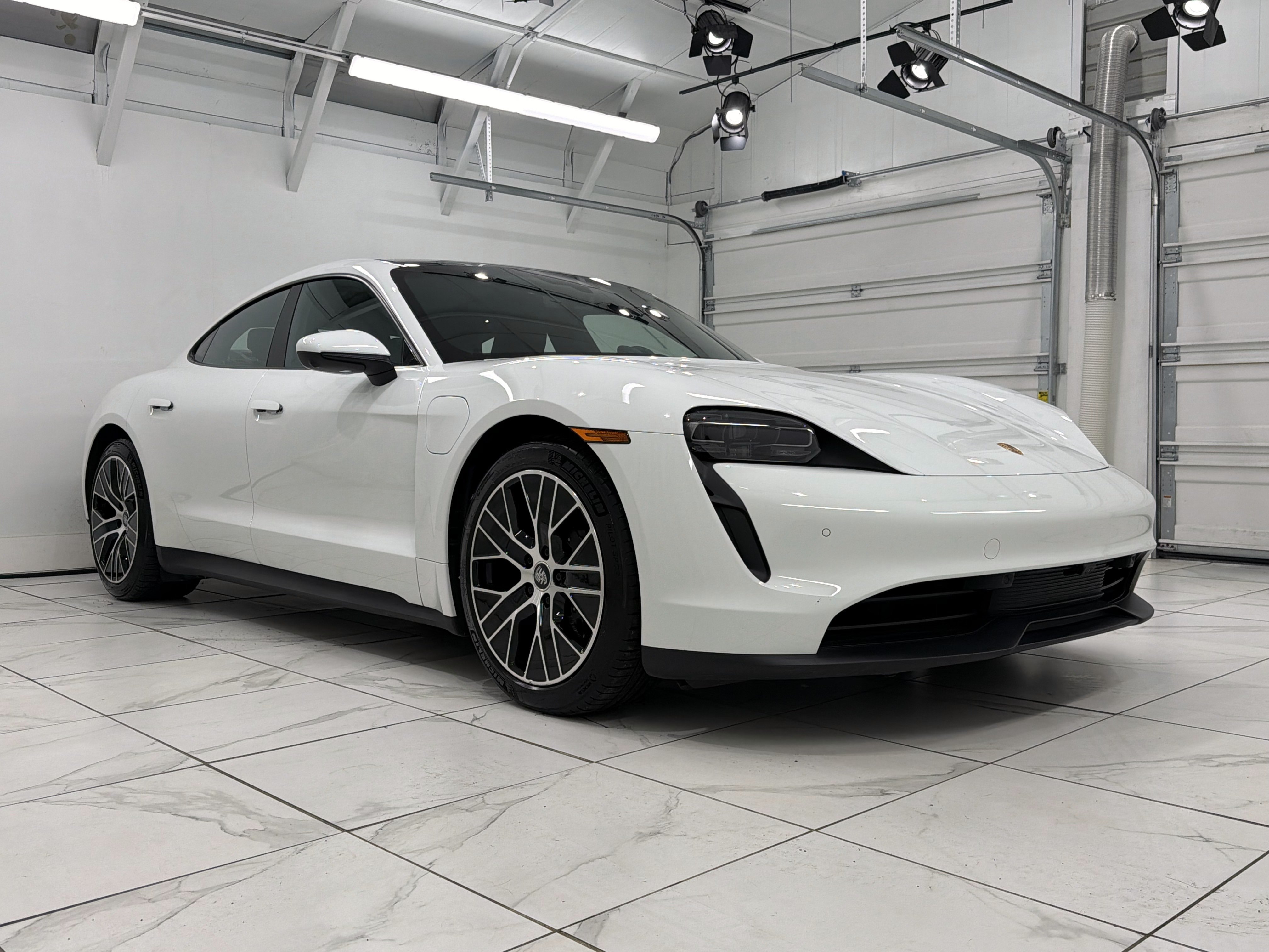 Certified 2021 Porsche Taycan RWD image 10