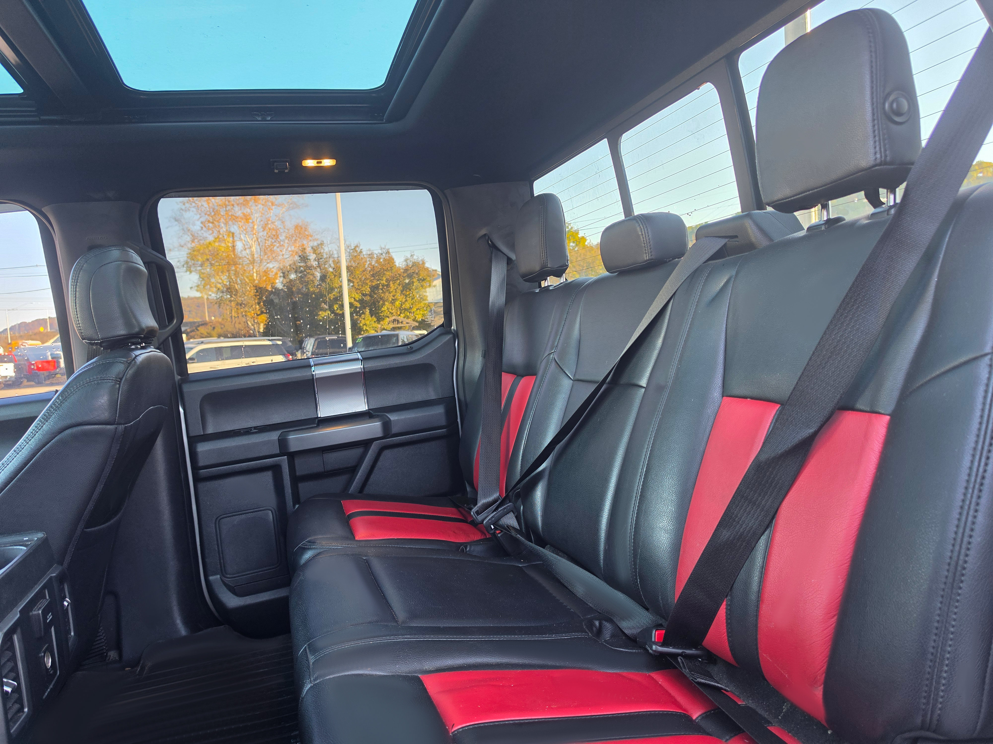 Used 2016 Ford F150 XLT w/ Equipment Group 302A Luxury AWD/4WD image 13