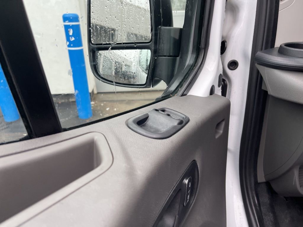 Used 2023 Ford Transit 250 Low Roof AWD w/ Exterior Upgrade Package image 8