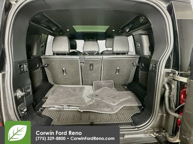 Used 2023 Land Rover Defender 110 X-Dynamic SE AWD/4WD image 30