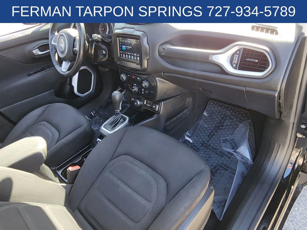 Used 2020 Jeep Renegade Latitude w/ Cold Weather Group image 24