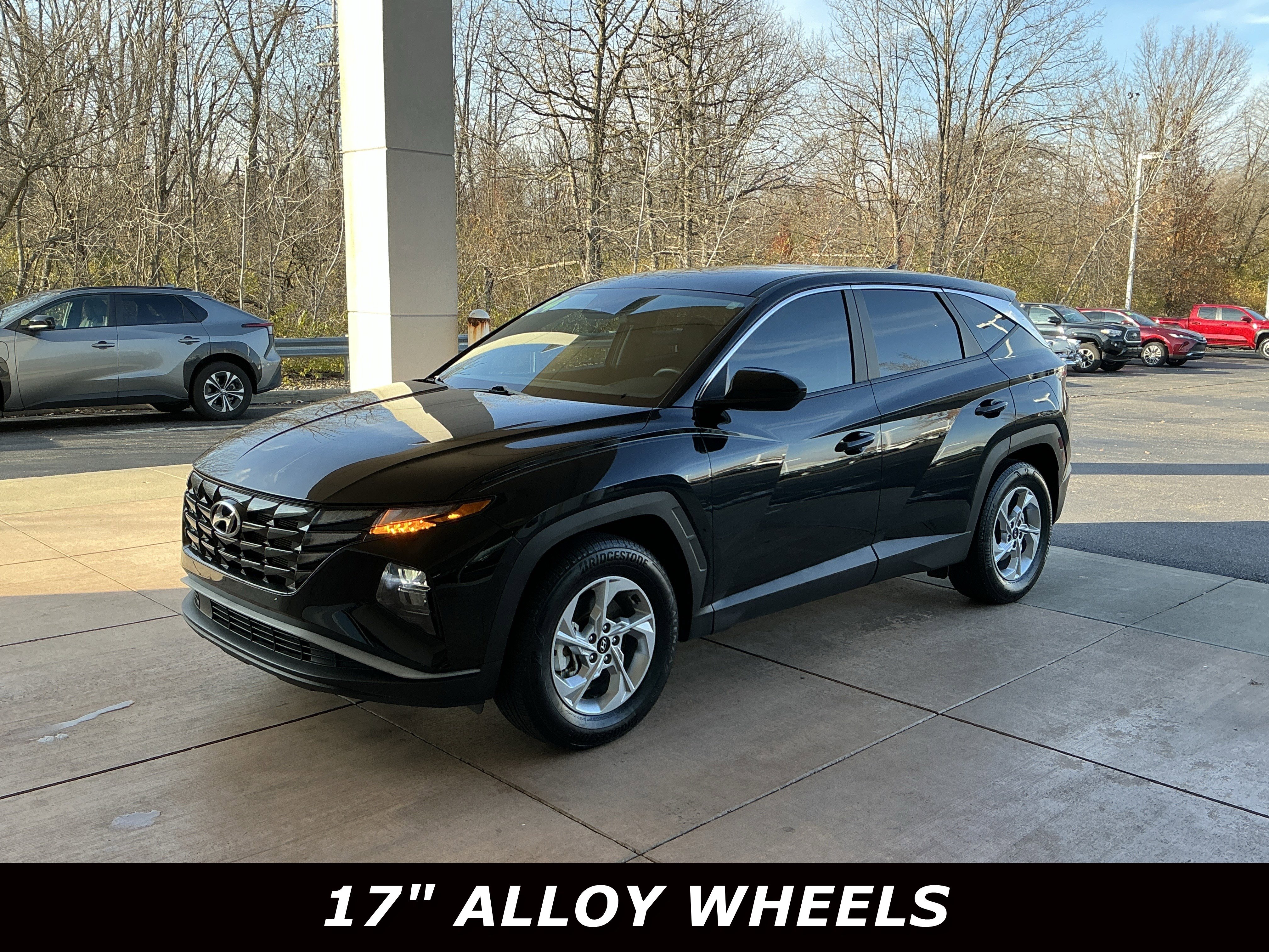 Used 2024 Hyundai Tucson SE image 3