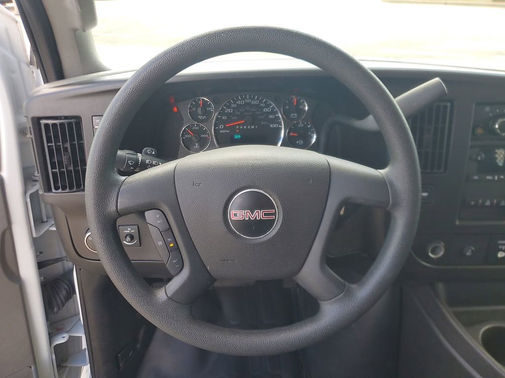 Used 2024 GMC Savana 2500 w/ Driver Convenience Package image 18