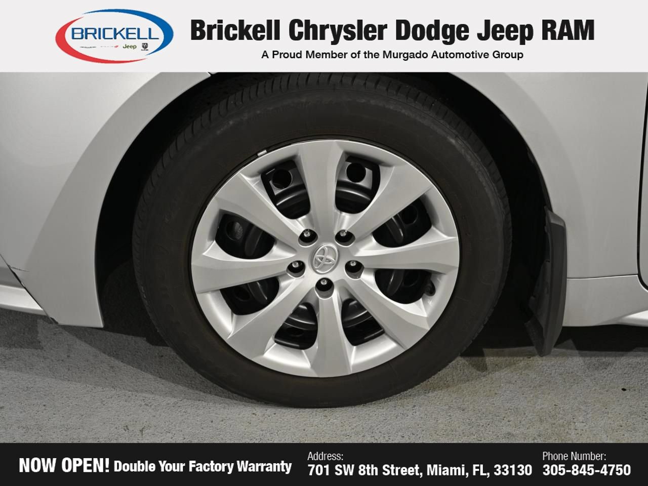 Used 2025 Toyota Corolla LE FWD image 35