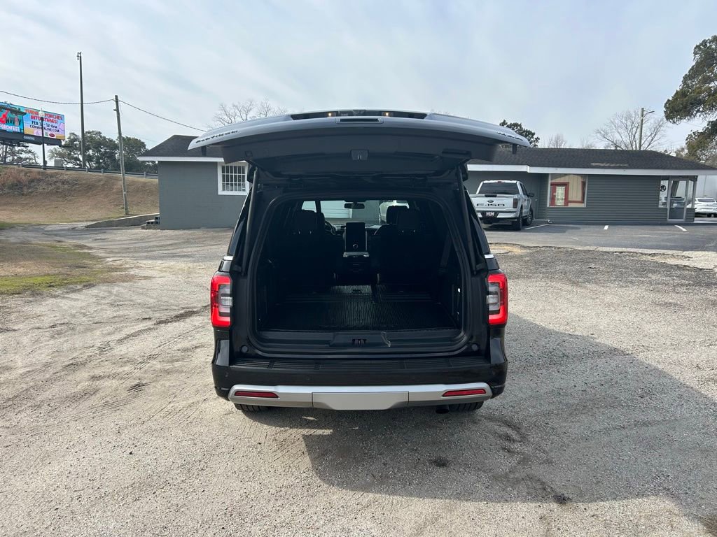 Used 2024 Ford Expedition Max Platinum image 9