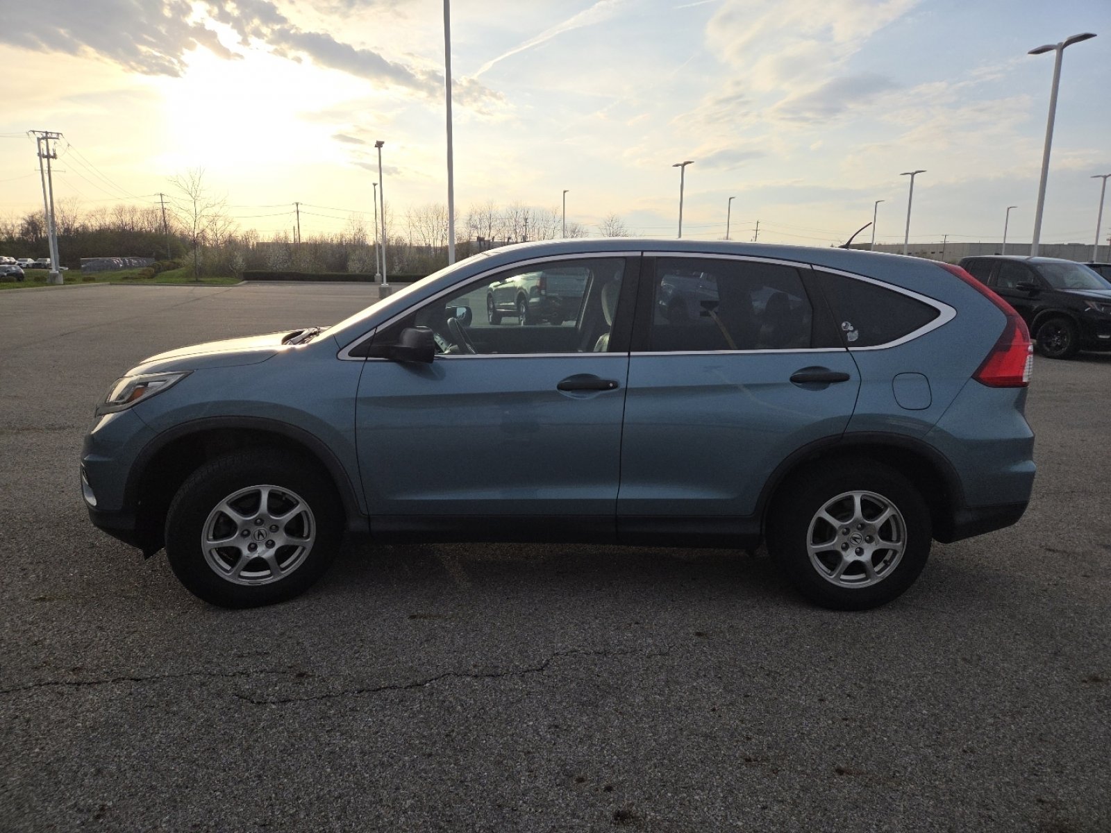 Used 2015 Honda CR-V LX image 13