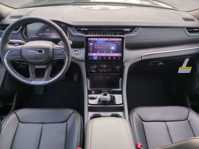 New 2025 Jeep Grand Cherokee L Limited w/ Luxury Tech Group II AWD/4WD image 16