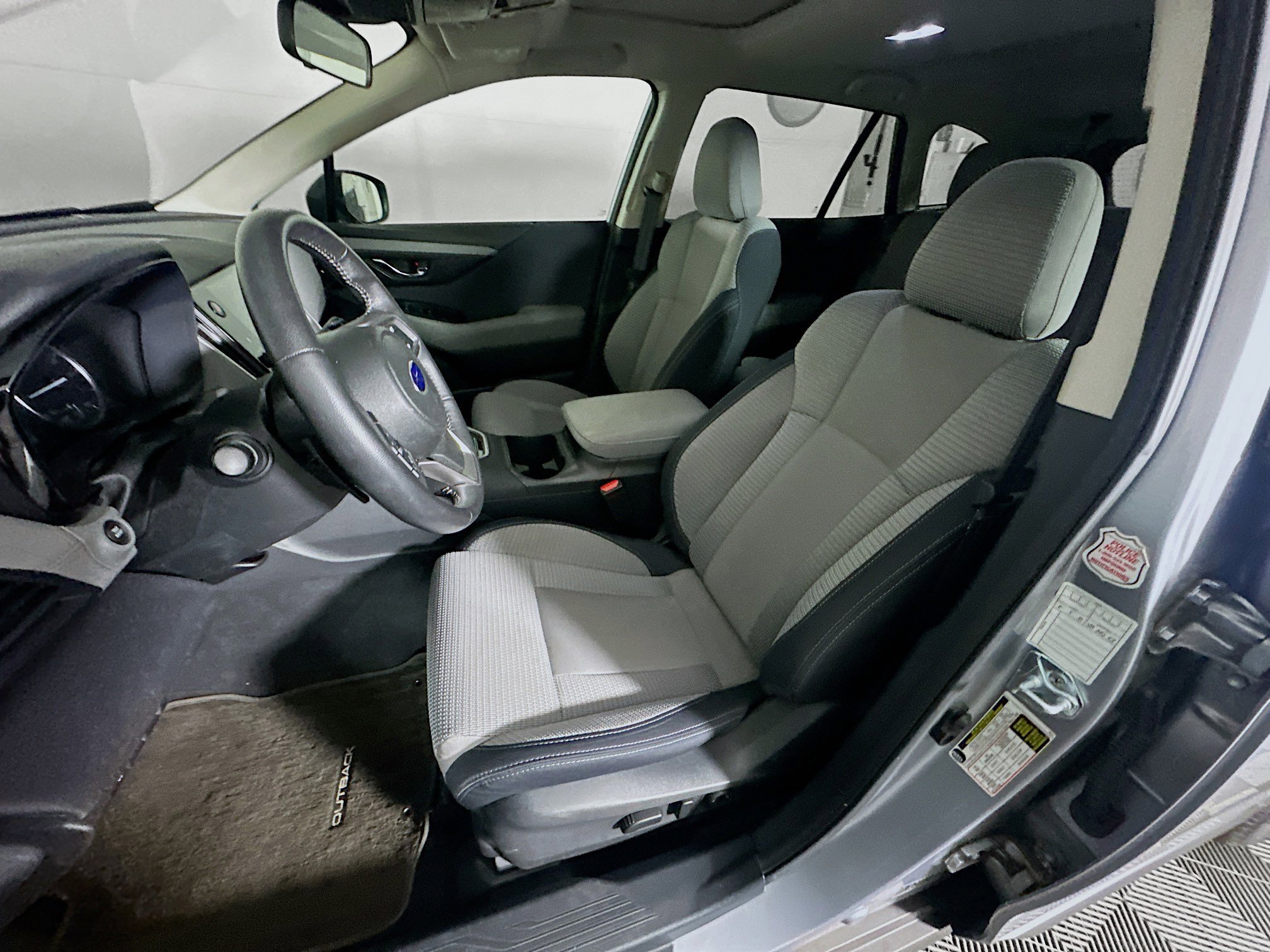 Used 2025 Subaru Outback Premium image 13