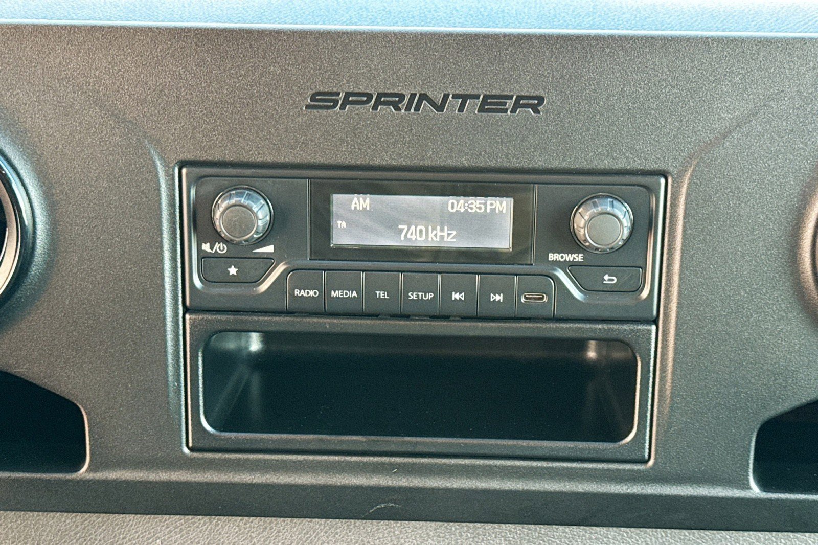 Used 2025 Mercedes-Benz Sprinter 2500 image 13