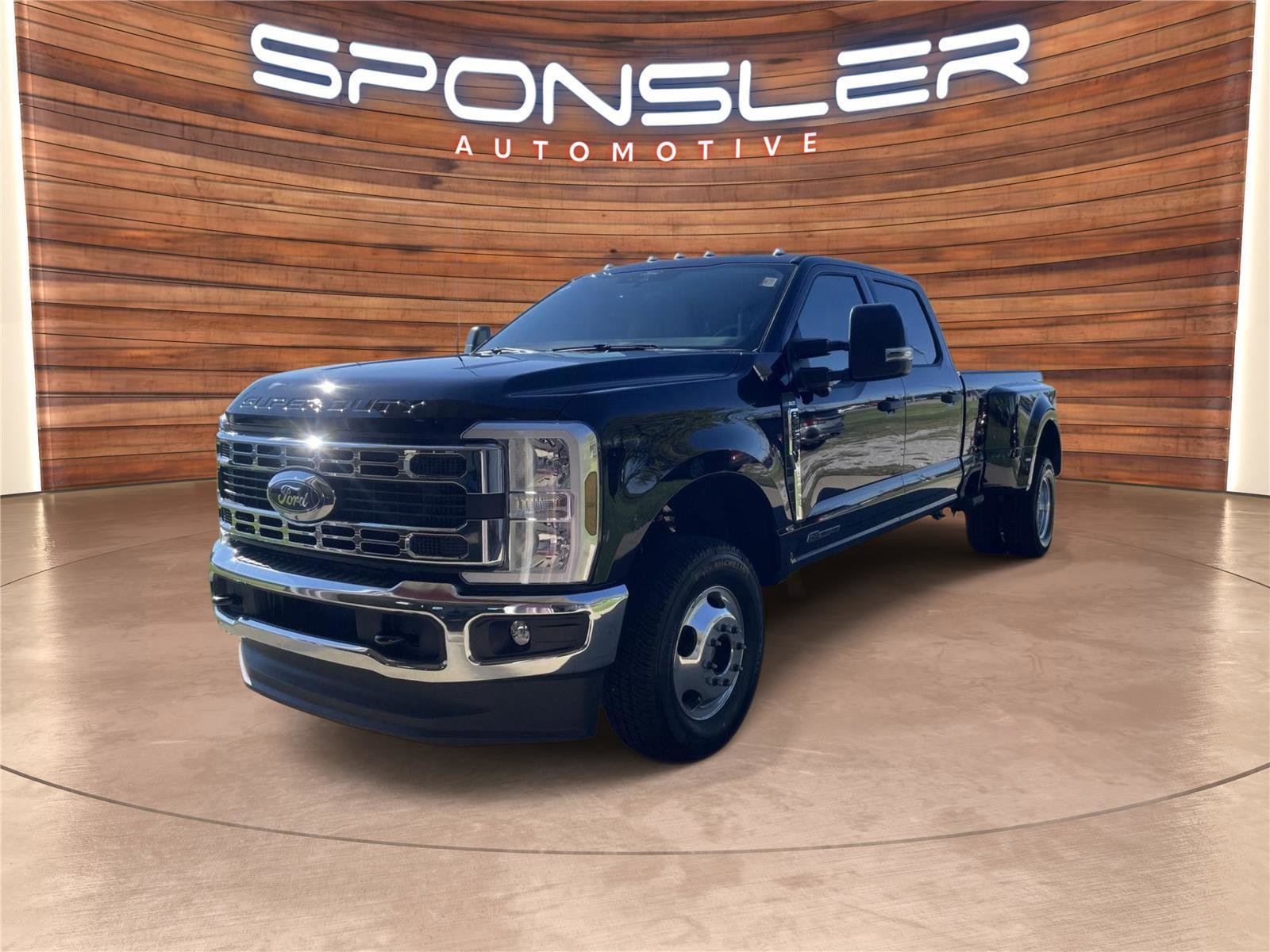 New 2026 Ford F350 XLT w/ 360-Degree Camera Package