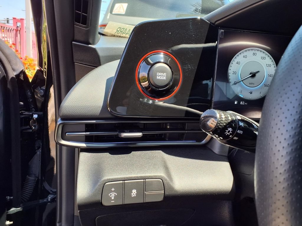 Certified 2025 Hyundai Elantra N Line FWD image 16