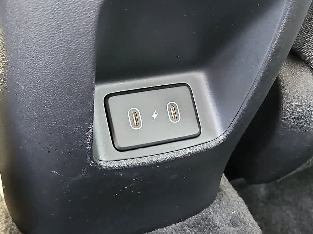 Used 2024 Hyundai Elantra Limited FWD image 28