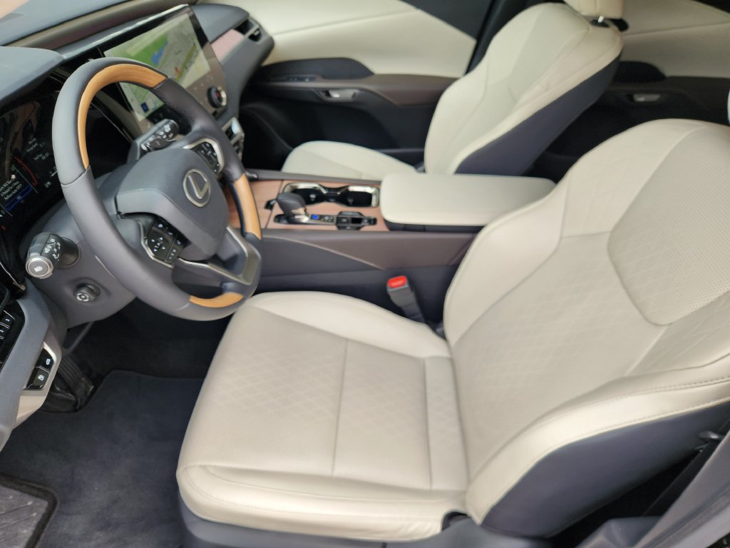 Certified 2026 Lexus RX 350 Premium Plus FWD image 12