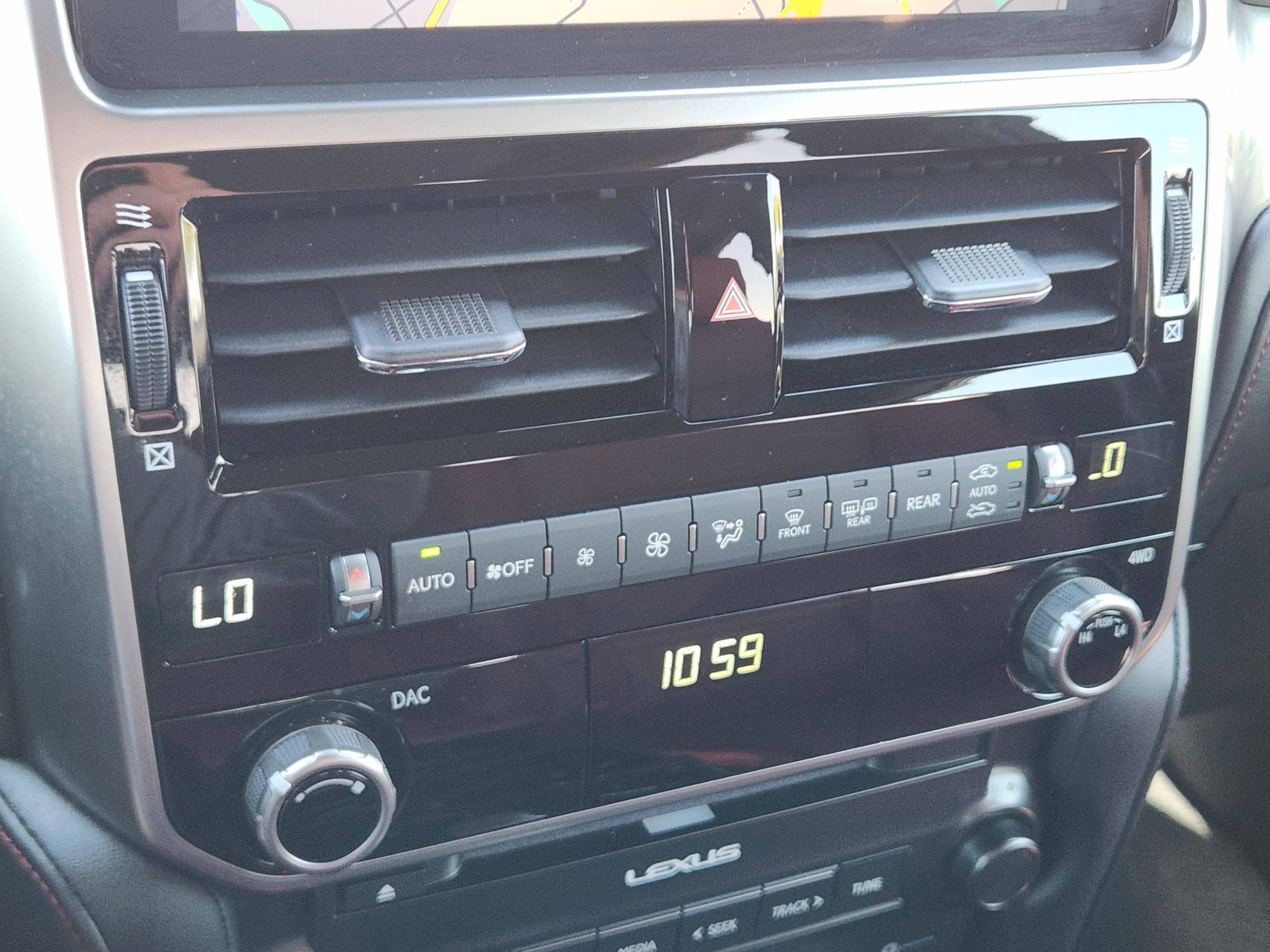 Used 2023 Lexus GX 460 Premium w/ Premium Plus Package image 13