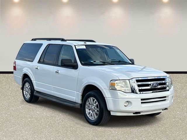 Used 2011 Ford Expedition EL XLT image 3