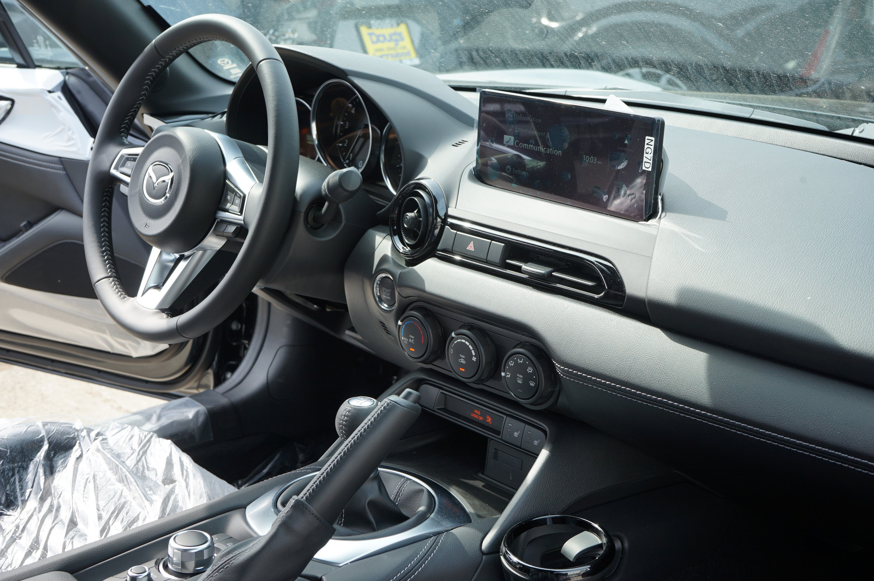 New 2025 MAZDA MX-5 Miata Club w/ Brembo/BBS Recaro Package image 14