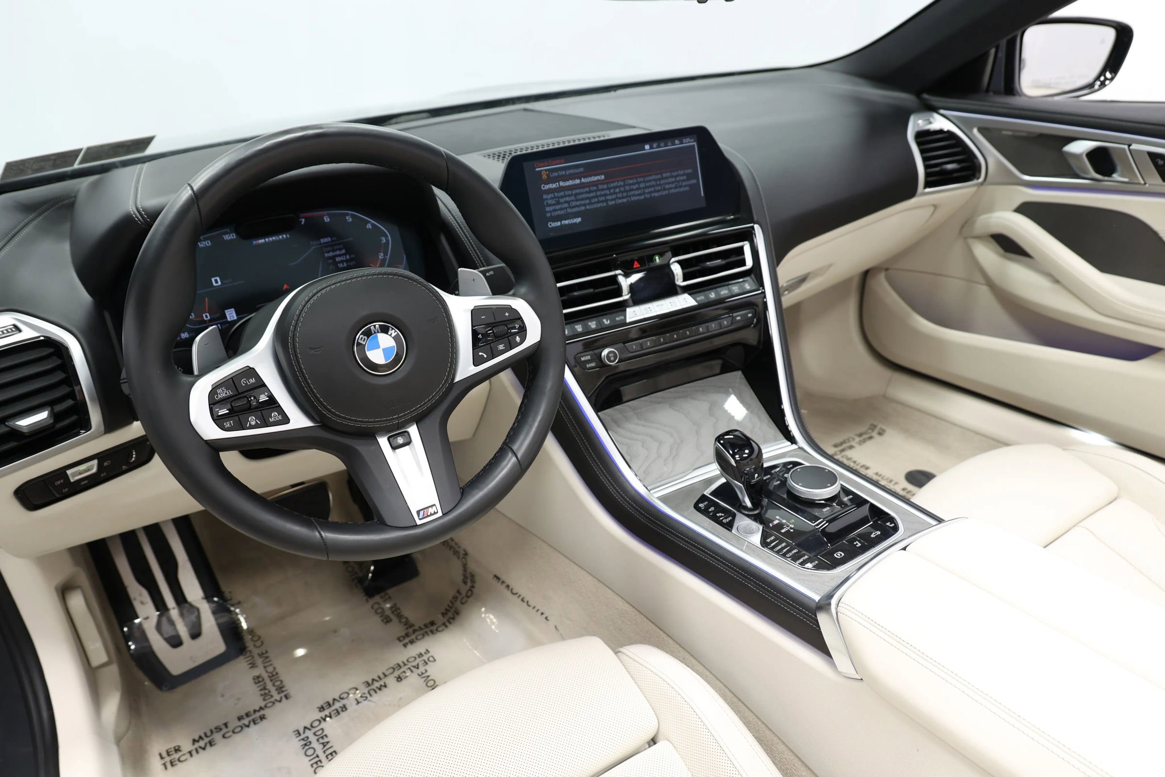 Used 2022 BMW M850i xDrive Convertible AWD/4WD image 2