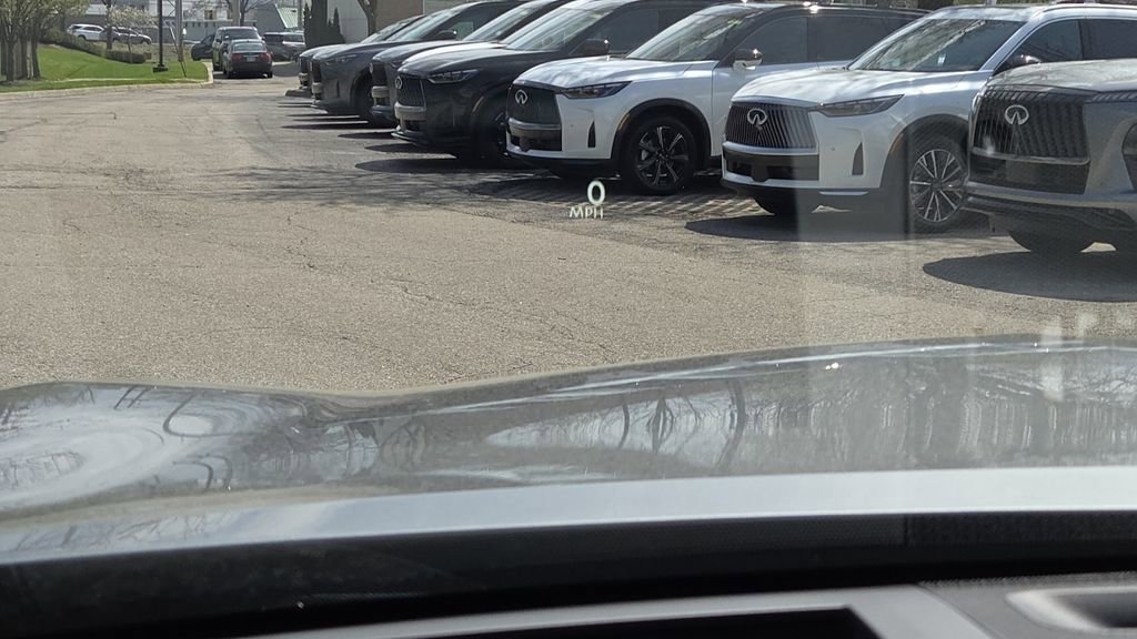 New 2026 INFINITI QX80 Luxe w/ Cargo Package image 13