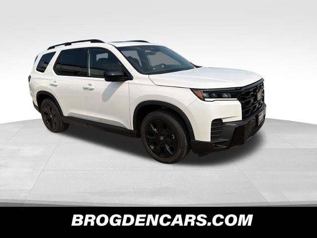 New 2026 Honda Pilot Black Edition image 1